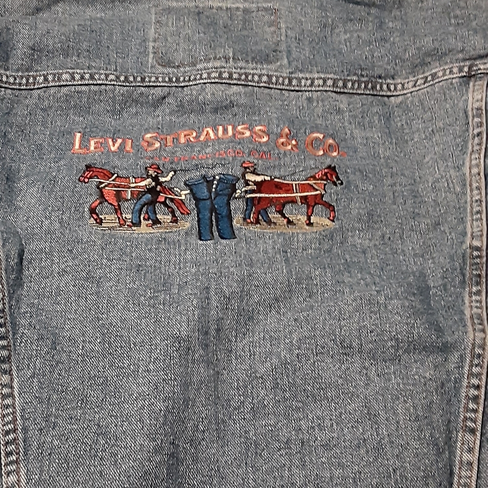 Levis jean jacket